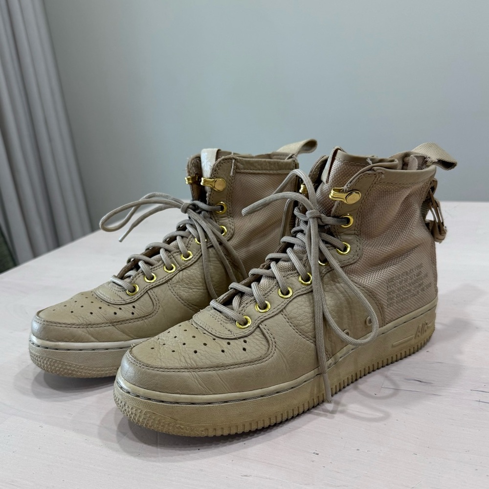 Nike SF Air Force 1 Mid Mushroom
